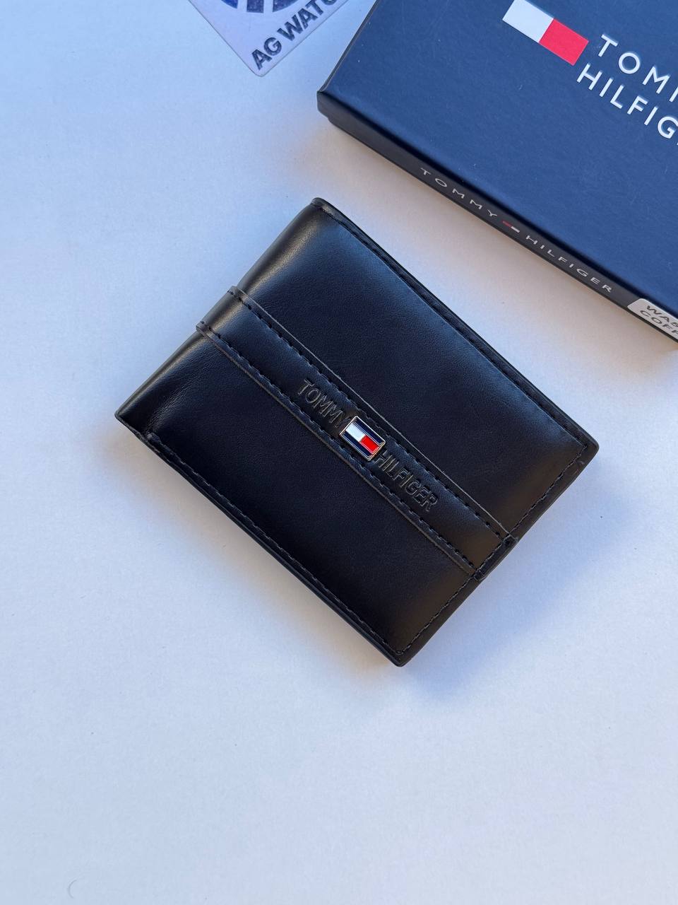 Tommy Wallets Model (2)